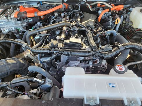 Used 2025 Toyota Tacoma Trailhunter image 34