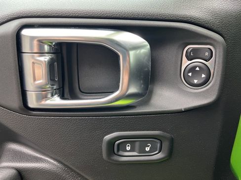 New 2026 Jeep Gladiator Mojave image 9