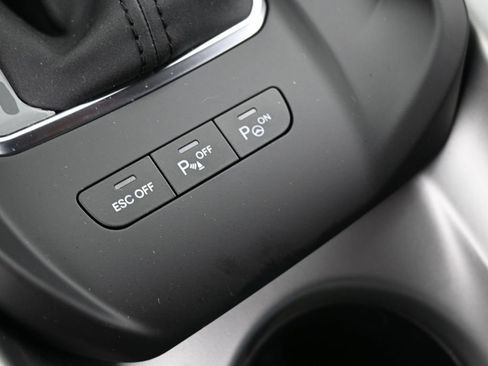 Used 2025 Dodge Hornet R/T w/ Tech Pack image 21