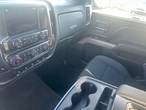 Used 2017 Chevrolet Silverado 1500 LT w/ All Star Edition AWD/4WD image 4