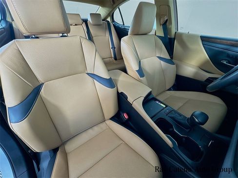Certified 2023 Lexus ES 350 w/ Premium Package image 31