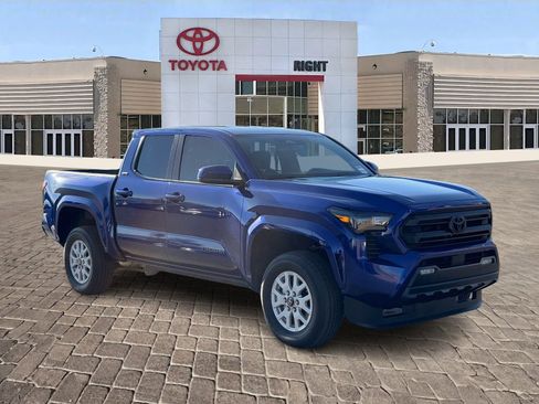 Certified 2025 Toyota Tacoma SR5 image 10