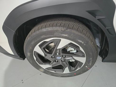 New 2025 Subaru Crosstrek 2.5i Limited w/ Popular Package #3A image 10