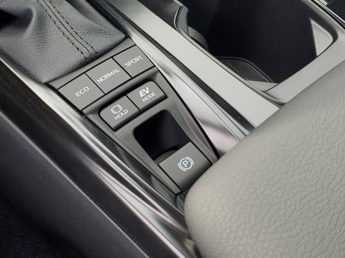 Certified 2025 Toyota Camry LE w/ Convenience Package FWD image 31