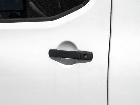 Used 2021 Nissan NV 2500 S RWD image 30