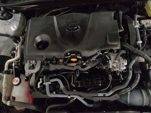 Used 2022 Toyota Camry LE w/ Cold Weather Package image 30