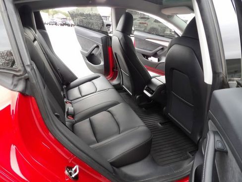 Used 2023 Tesla Model 3 Performance image 35