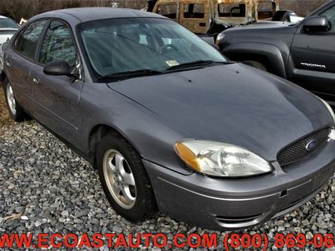 Used 2006 Ford Taurus SE image 1