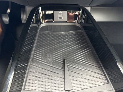 Used 2025 Ford Mustang Mach-E Premium image 16