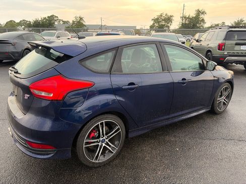 Used 2016 Ford Focus ST w/ Equipment Group 401A FWD image 7
