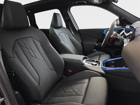 New 2026 BMW X3 M50 w/ Premium Package image 10