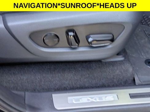 Used 2024 Lexus GX 550 image 39