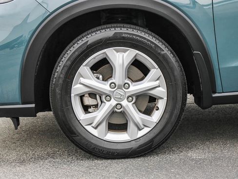 Certified 2024 Honda HR-V LX image 11