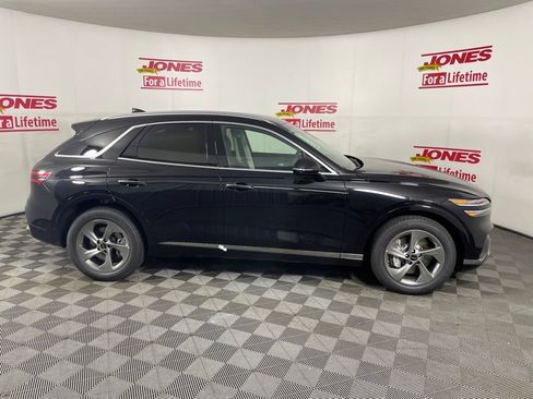 New 2026 Genesis GV70 2.5T AWD/4WD image 12