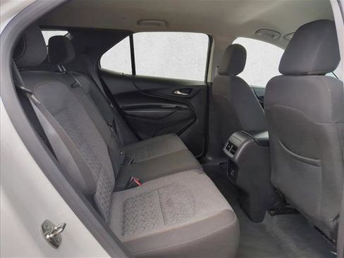 Used 2024 Chevrolet Equinox LT AWD/4WD image 20