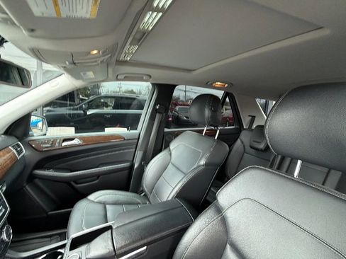 Used 2012 Mercedes-Benz ML 350 4MATIC image 35