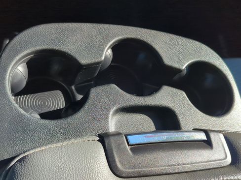 Used 2017 RAM 1500 Express image 19