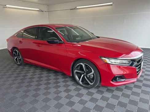 Used 2022 Honda Accord Sport image 3