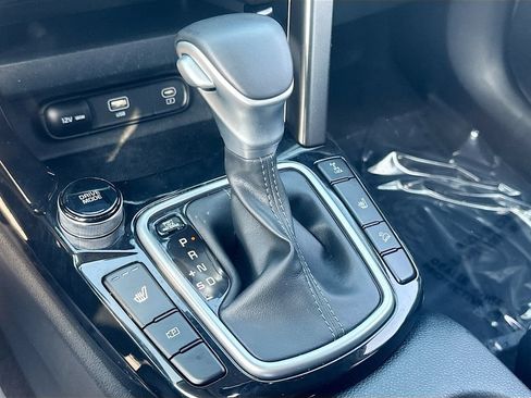 Certified 2024 Kia Seltos X-Line AWD/4WD image 17