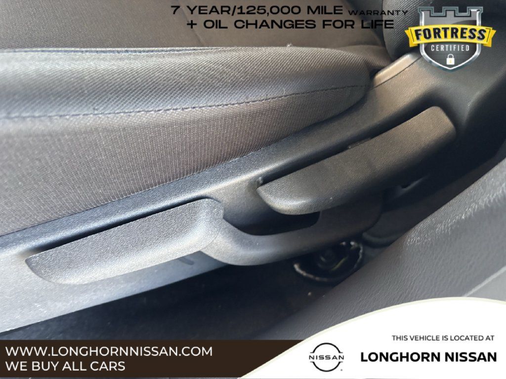 Used 2023 Nissan Kicks S FWD image 21