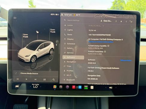 Used 2023 Tesla Model Y Long Range AWD/4WD image 21