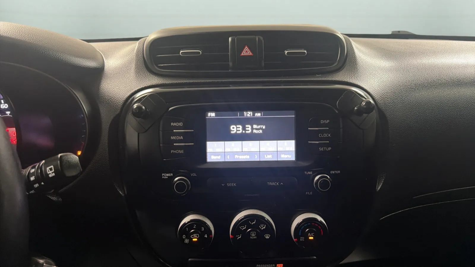Used 2019 Kia Soul FWD image 13
