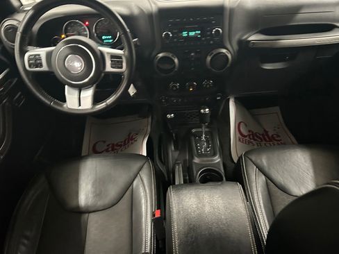 Used 2017 Jeep Wrangler Unlimited Sport AWD/4WD image 26
