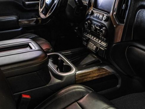 Used 2022 Chevrolet Silverado 3500 High Country w/ Technology Package image 21