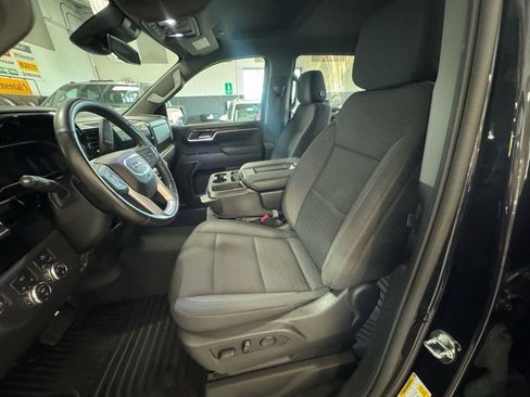 Used 2023 GMC Sierra 1500 SLE image 19
