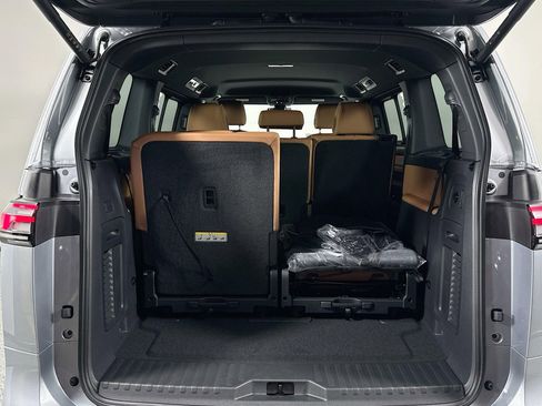 New 2025 Volkswagen ID. Buzz Pro S image 30