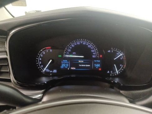 Used 2019 Cadillac XT5 Luxury FWD image 25