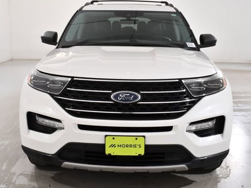 Used 2021 Ford Explorer XLT w/ Equipment Group 202A AWD/4WD image 3