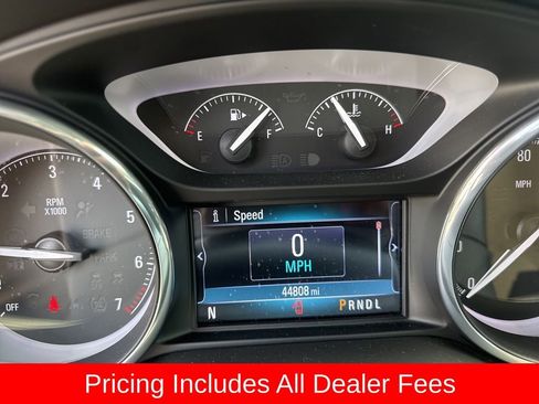 Used 2019 Buick Envision Essence FWD image 2