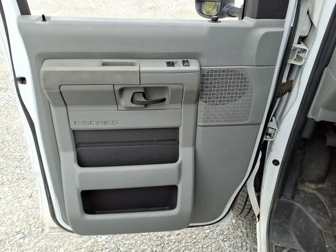 Used 2023 Ford E-350 and Econoline 350 Super Duty w/ Power Windows & Locks Group RWD image 21