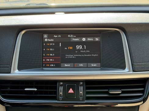 Used 2018 Kia Optima LX w/ Convenience Package FWD image 45