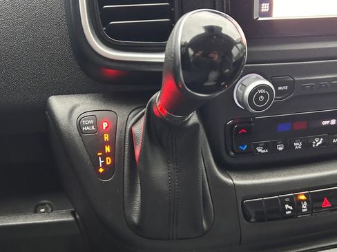 Used 2022 RAM ProMaster 3500 w/ Driver Convenience Group image 15