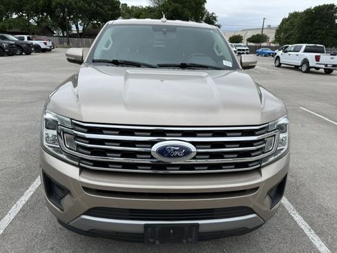 Used 2020 Ford Expedition XLT w/ Equipment Group 202A image 2