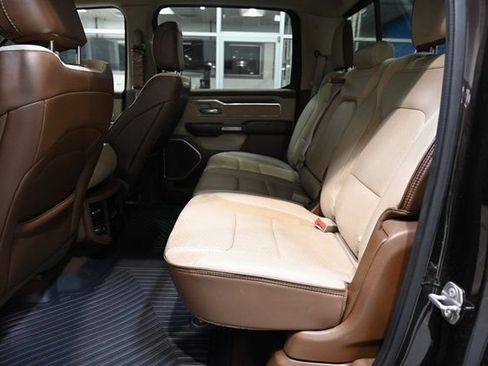 Used 2019 RAM 1500 Laramie image 12