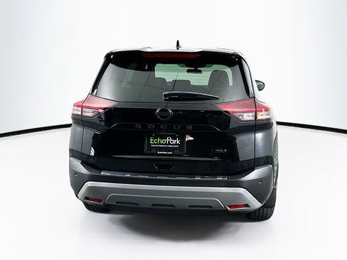 Used 2022 Nissan Rogue SV image 7