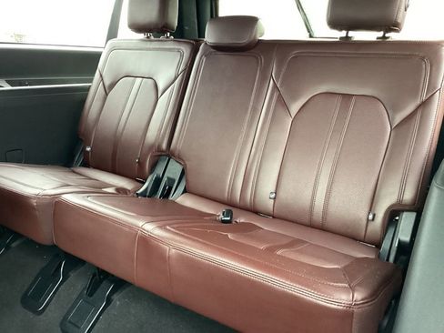 Used 2024 Ford Expedition Max Limited image 18