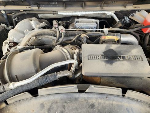 Used 2022 Chevrolet Silverado 2500 LT w/ Convenience Package AWD/4WD image 30