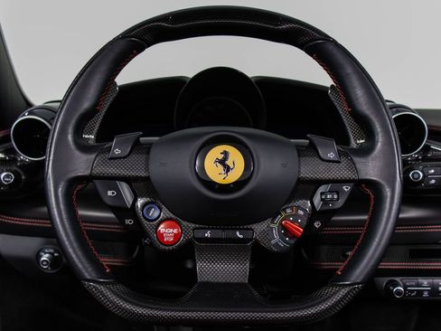 Certified 2022 Ferrari F8 Tributo image 4