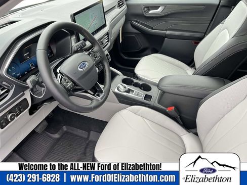 New 2026 Ford Escape Platinum w/ Premium Technology Package image 20