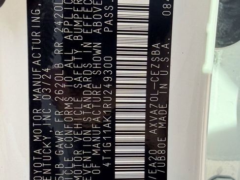 Used 2024 Toyota Camry SE image 31