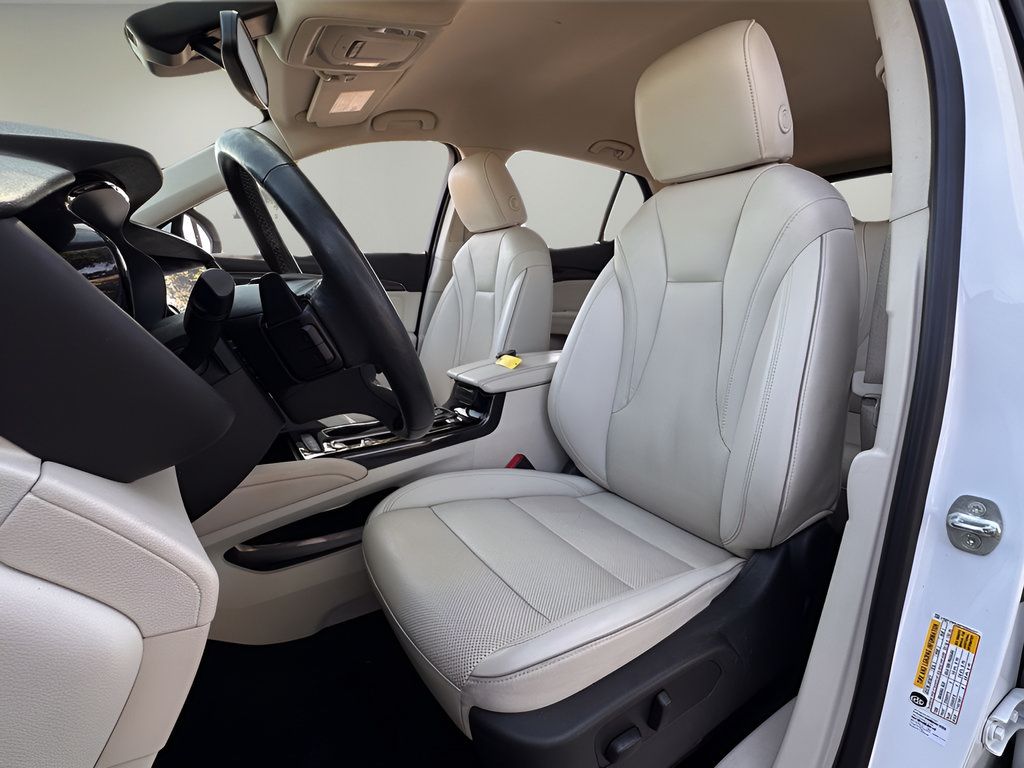 Used 2023 Buick Envision Essence FWD image 6