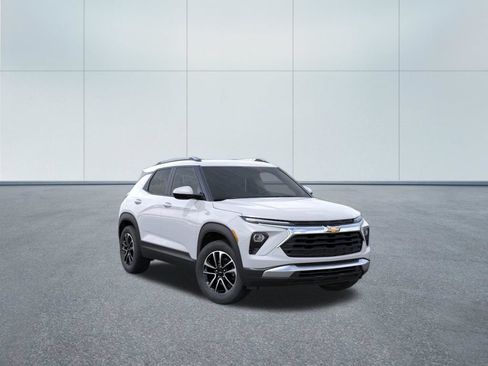 New 2026 Chevrolet TrailBlazer LT FWD image 24