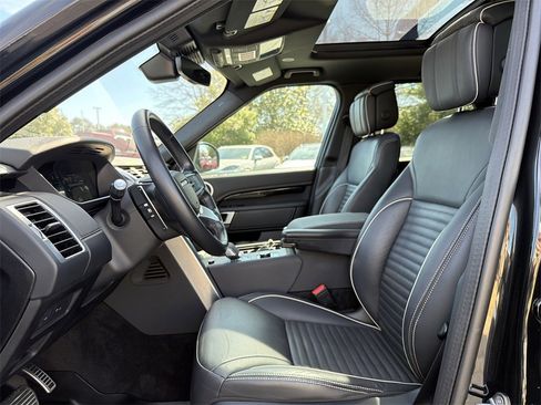 Used 2021 Land Rover Discovery HSE R-Dynamic image 17