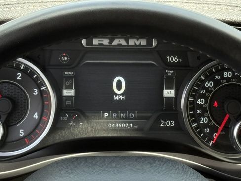Used 2024 RAM 2500 Laramie w/ Safety Group AWD/4WD image 17