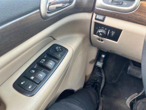 Used 2014 Jeep Grand Cherokee Laredo w/ Quick Order Package 23E image 20