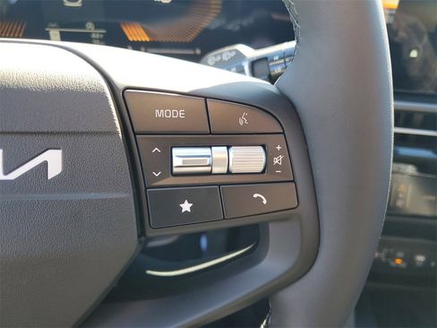 New 2026 Kia Sportage EX image 13